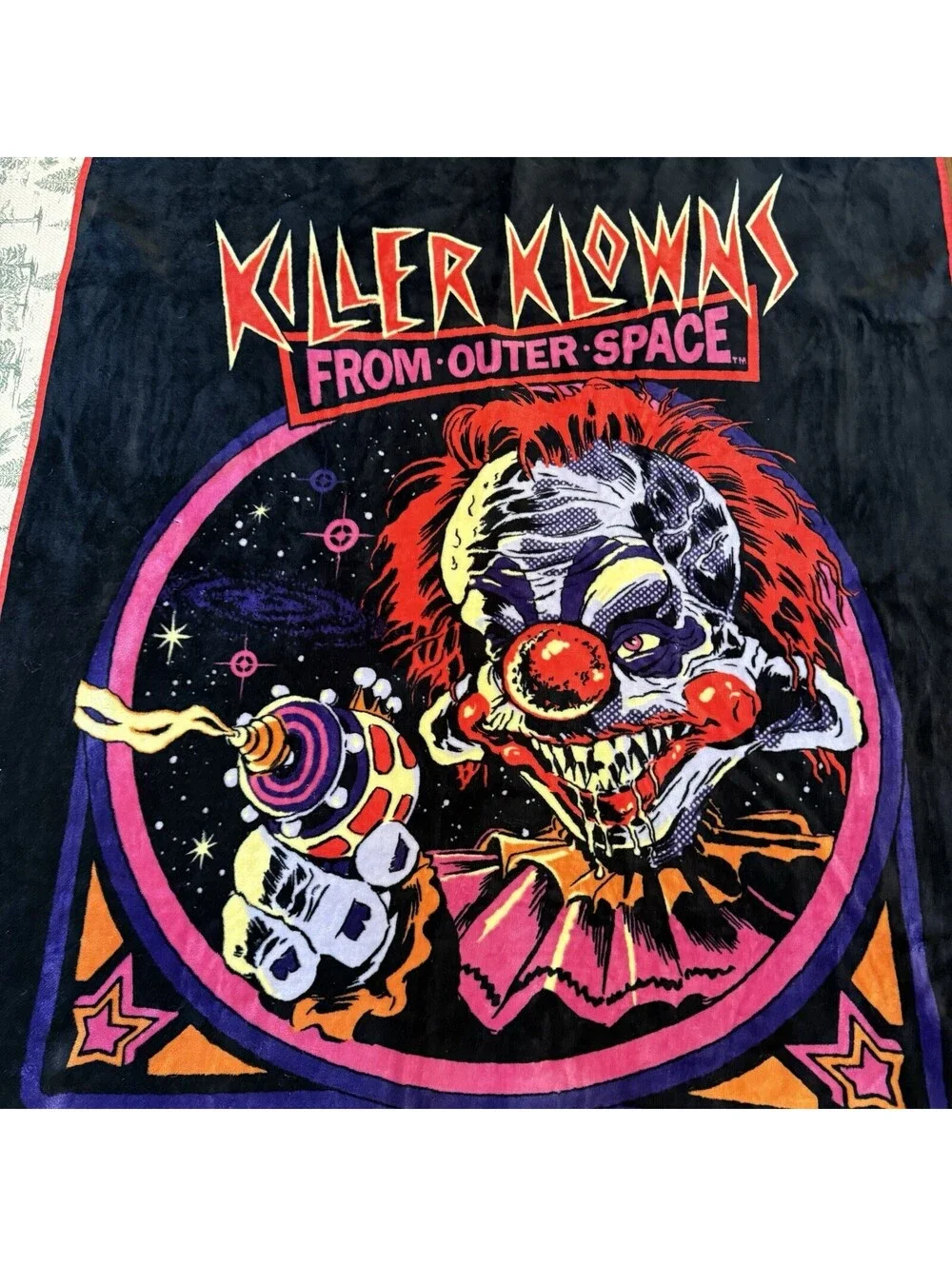 Killer Klowns From Outer Space Movie Tv Blanket Throw Steven Rhodes Sz 58x48 - Picture 3 of 7